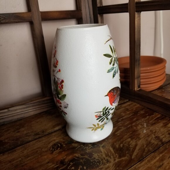 Robins & Holly Berries Glass Vase, Painted Decoupaged Vase, 7 Inch Height - Picture 4 of 7